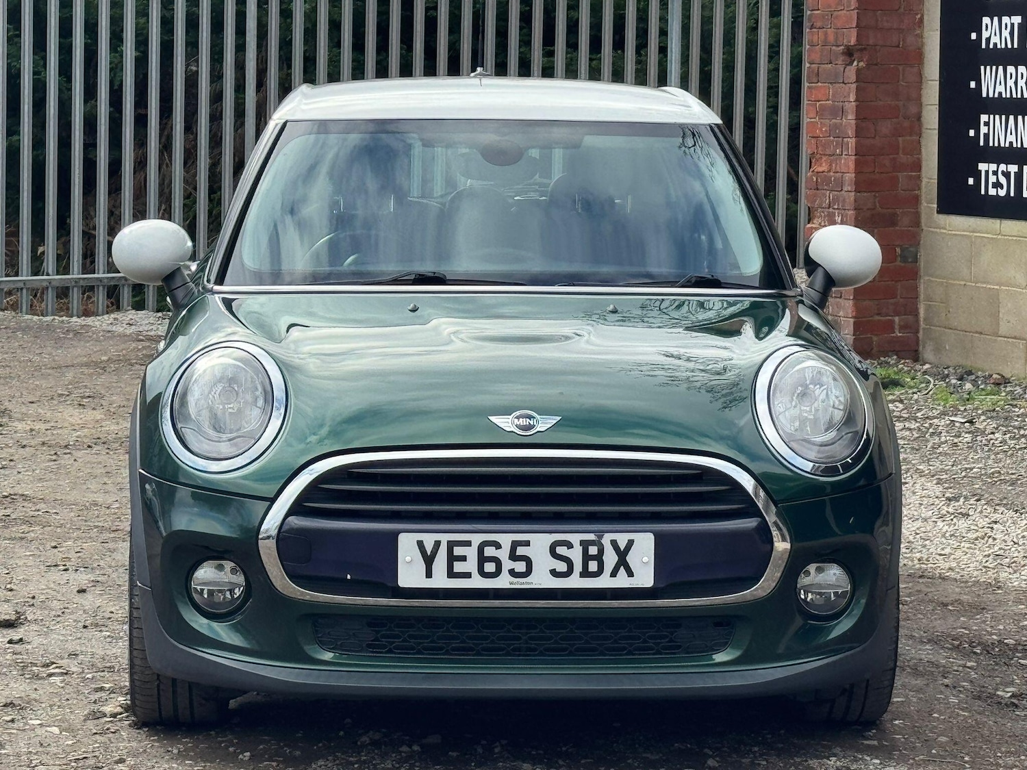 Used MINI Hatch 2015 for sale - 77646177: Photo 2
