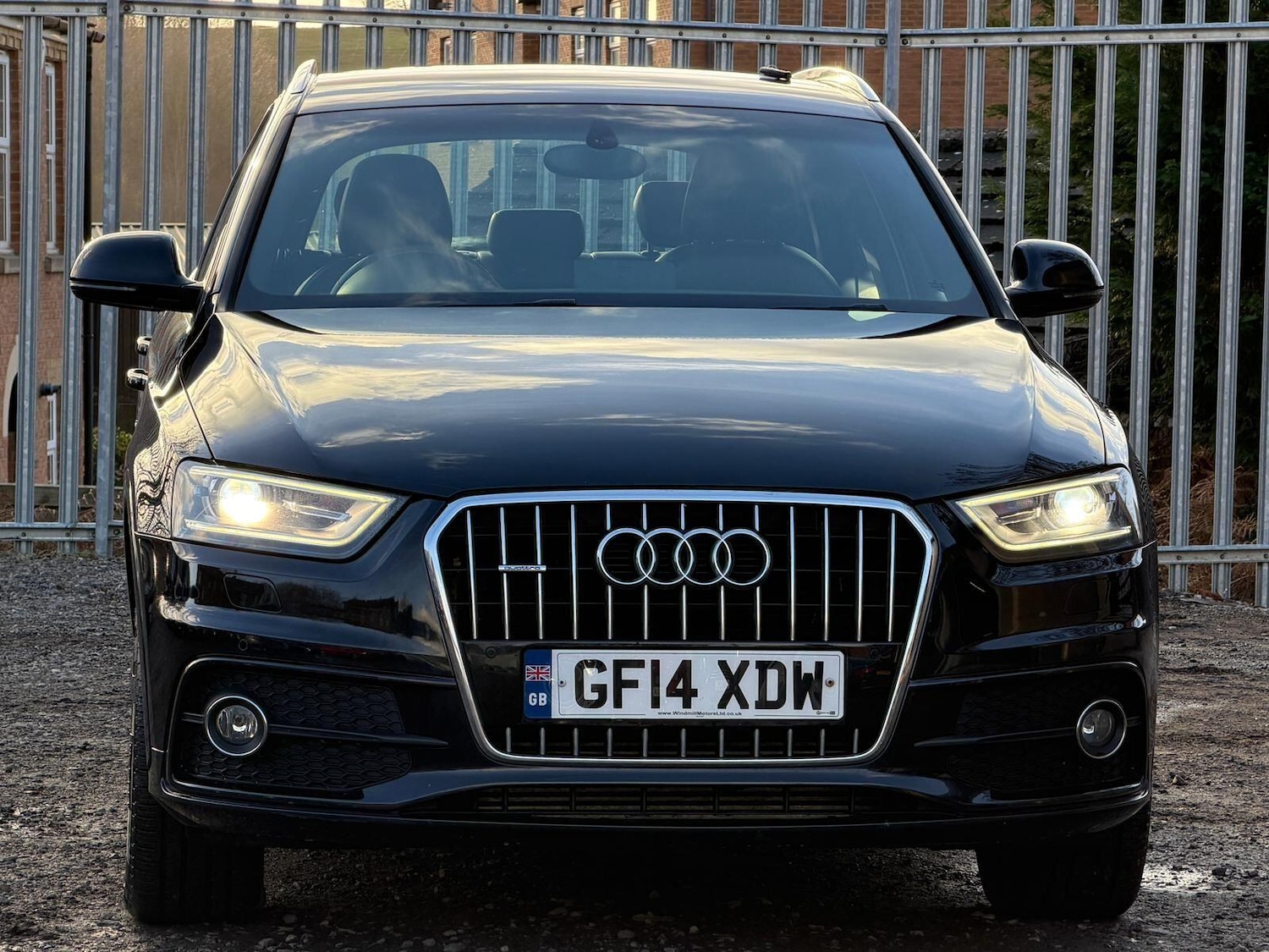 Used Audi Q3 2014 for sale - 76913813: Photo 2