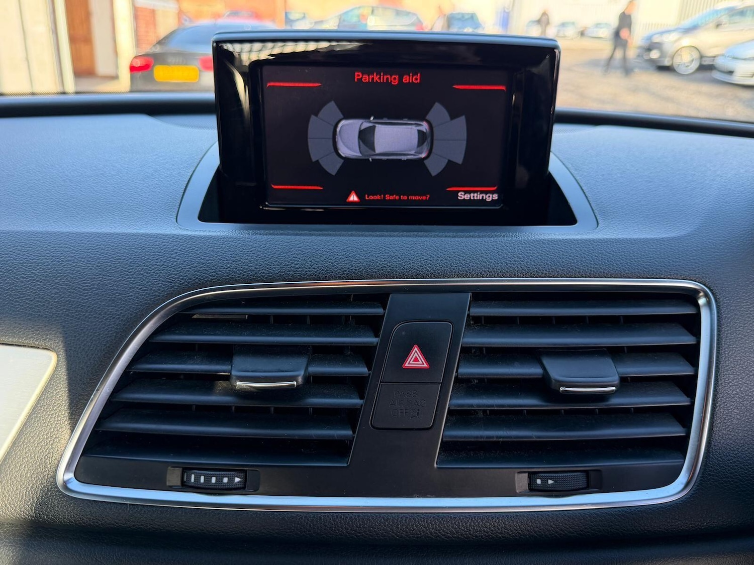 Used Audi Q3 2014 for sale - 76913813: Photo 23