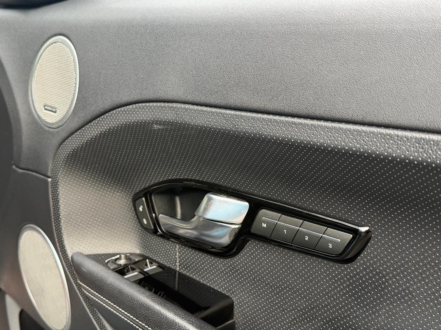 Used Land Rover Range Rover Evoque 2012 for sale - 77015720: Photo 27