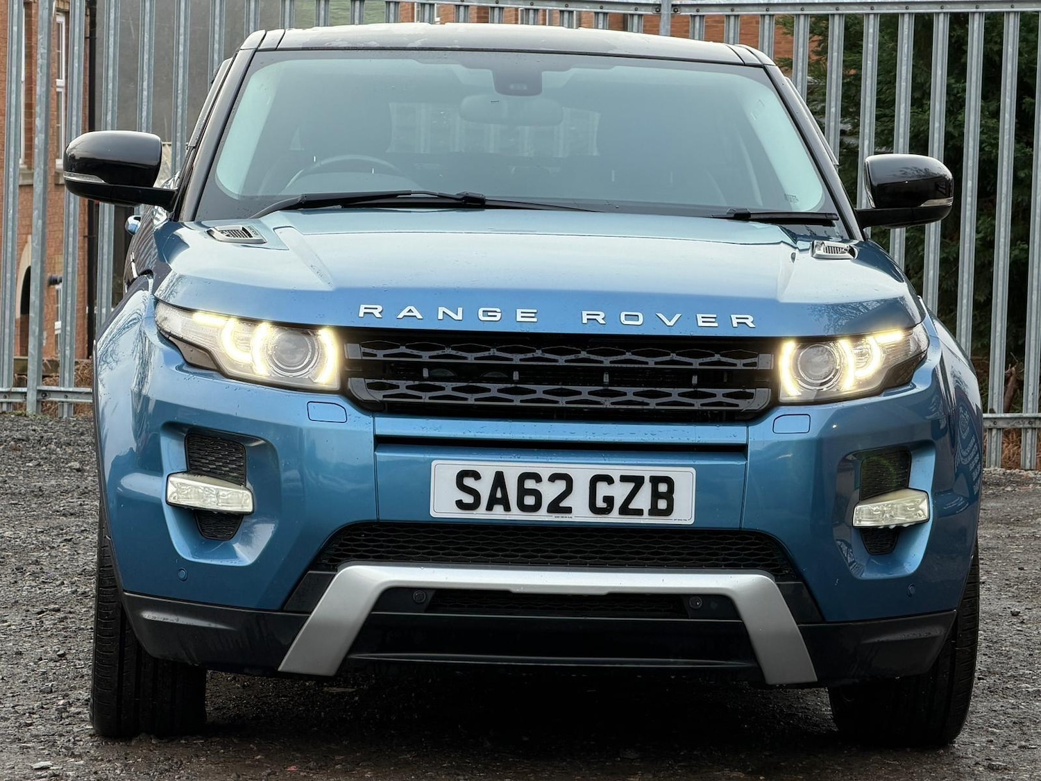 Used Land Rover Range Rover Evoque 2012 for sale - 77015720: Photo 4