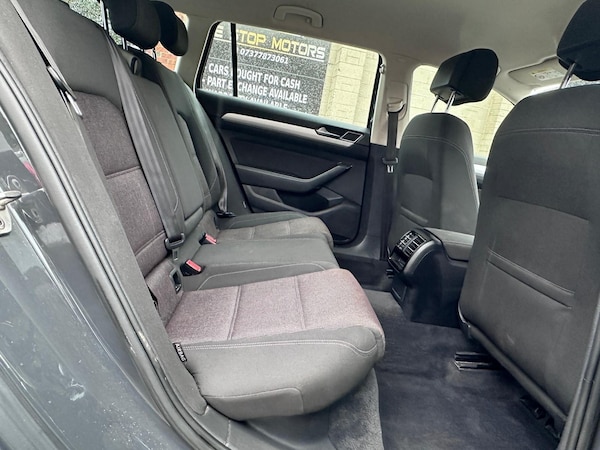 Used Volkswagen Passat 2015 for sale - 76166776: Photo 10
