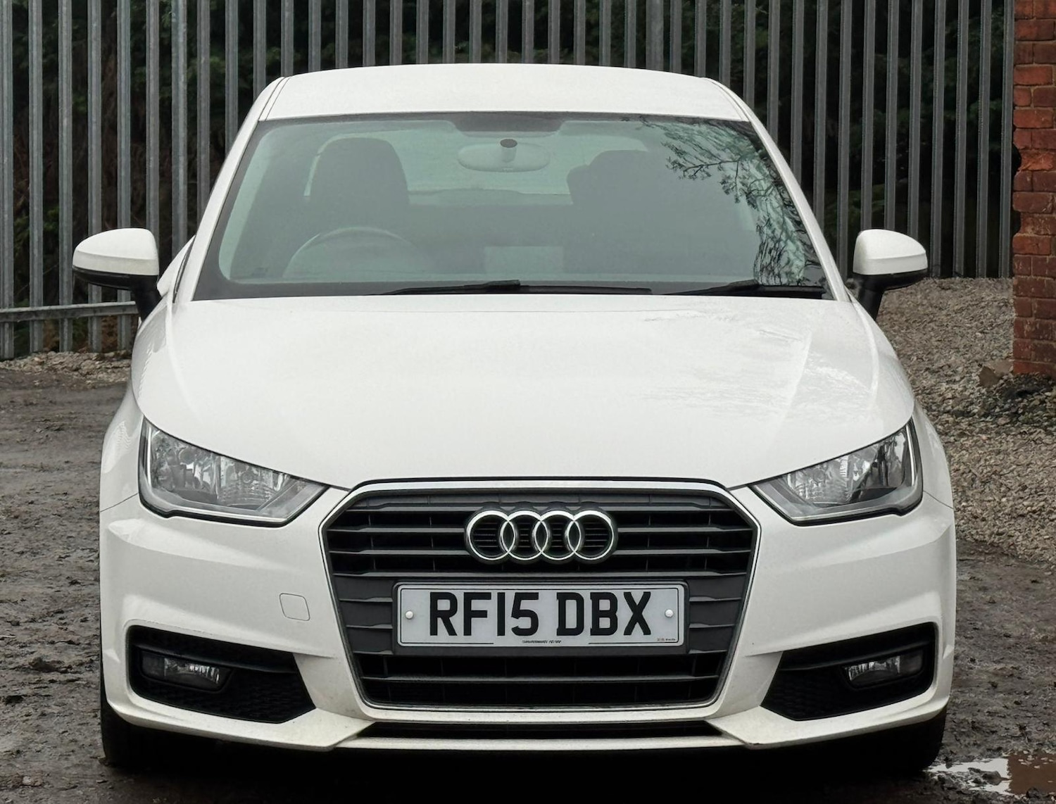 Used Audi A1 2015 for sale - 77386959: Photo 2