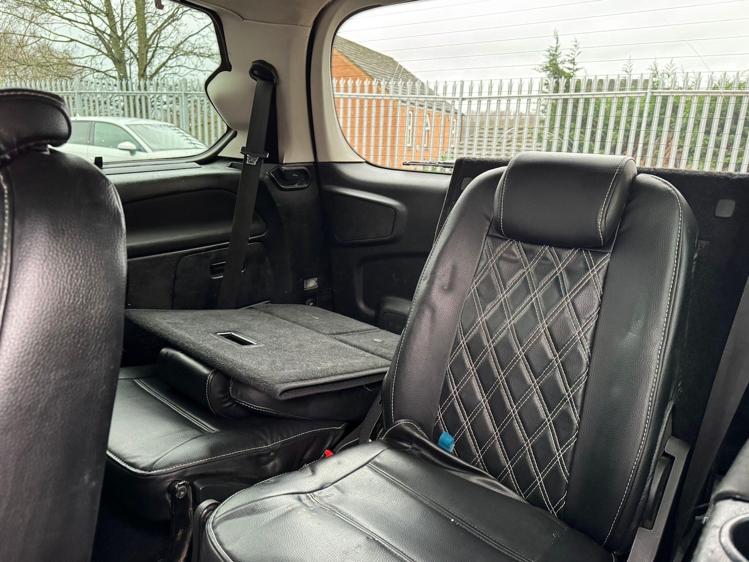 Used Ford Galaxy for sale - 77306115: Photo 22