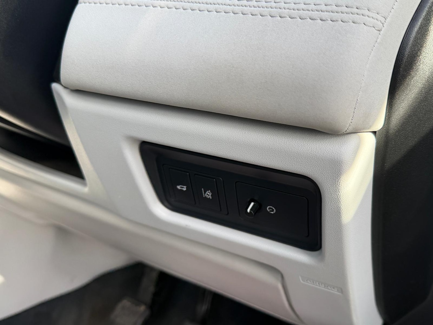 Used Land Rover Discovery Sport 2017 for sale - 76671365: Photo 25