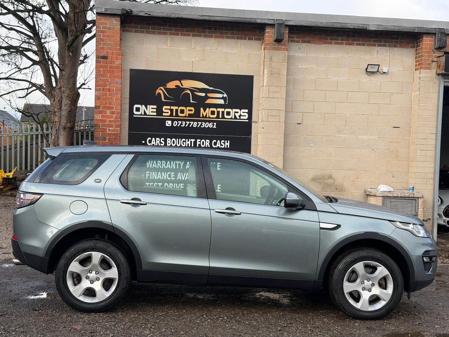 Used Land Rover Discovery Sport 2017 for sale - 76671365: Photo 5