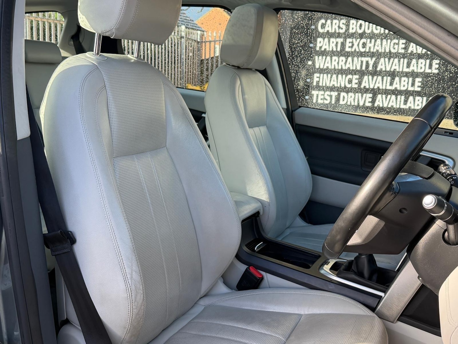 Used Land Rover Discovery Sport 2017 for sale - 76671365: Photo 6