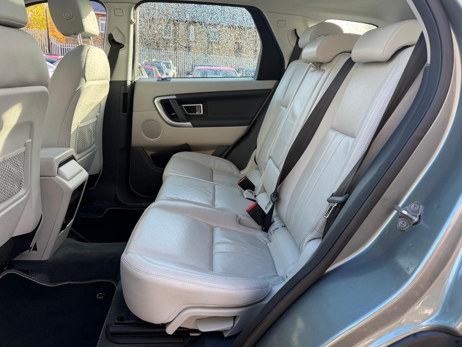 Used Land Rover Discovery Sport 2017 for sale - 76671365: Photo 7