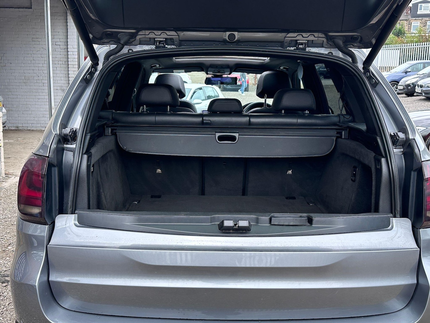 Vehicle 25