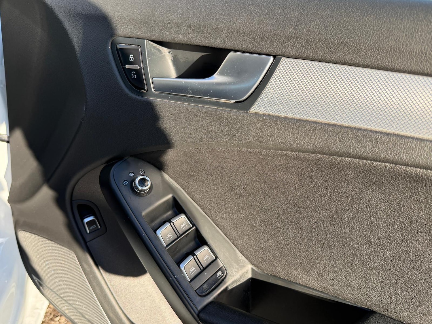 Used Audi A4 2014 for sale - 76644883: Photo 17