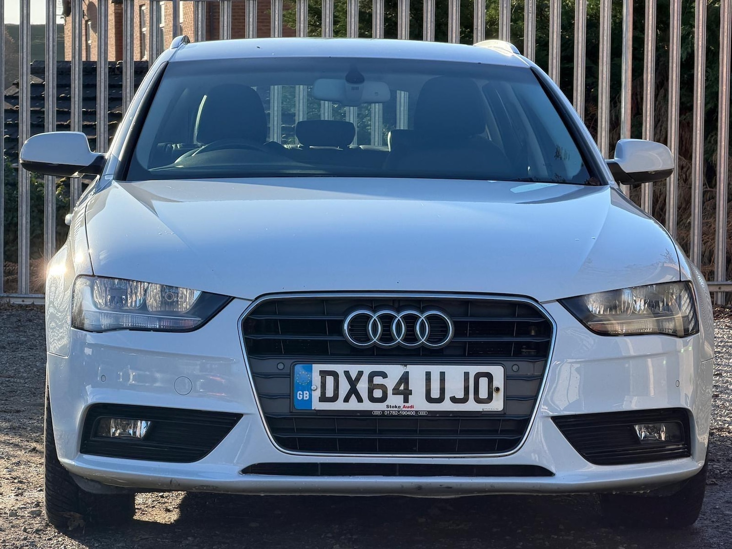 Used Audi A4 2014 for sale - 76644883: Photo 2