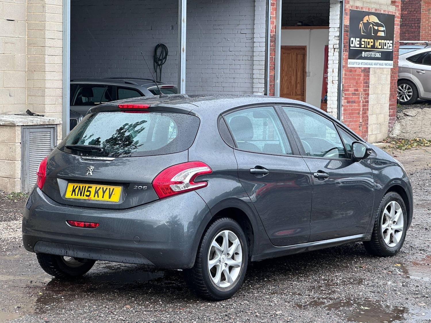 Used Peugeot 208 2015 for sale - 76175426: Photo 19