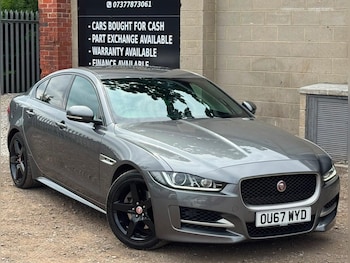 Used Jaguar XE 2017 for sale - 79116705: Photo