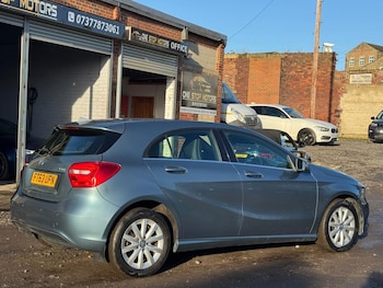 Used Mercedes-Benz A-Class 2014 for sale - 77163214: Photo