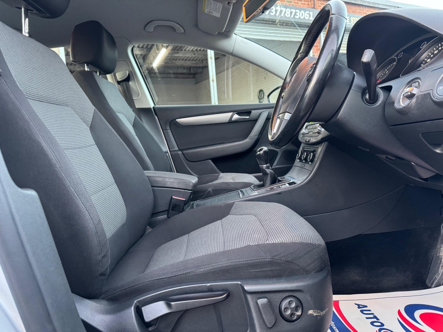 Used Volkswagen Passat 2012 for sale - 77131633: Photo 6