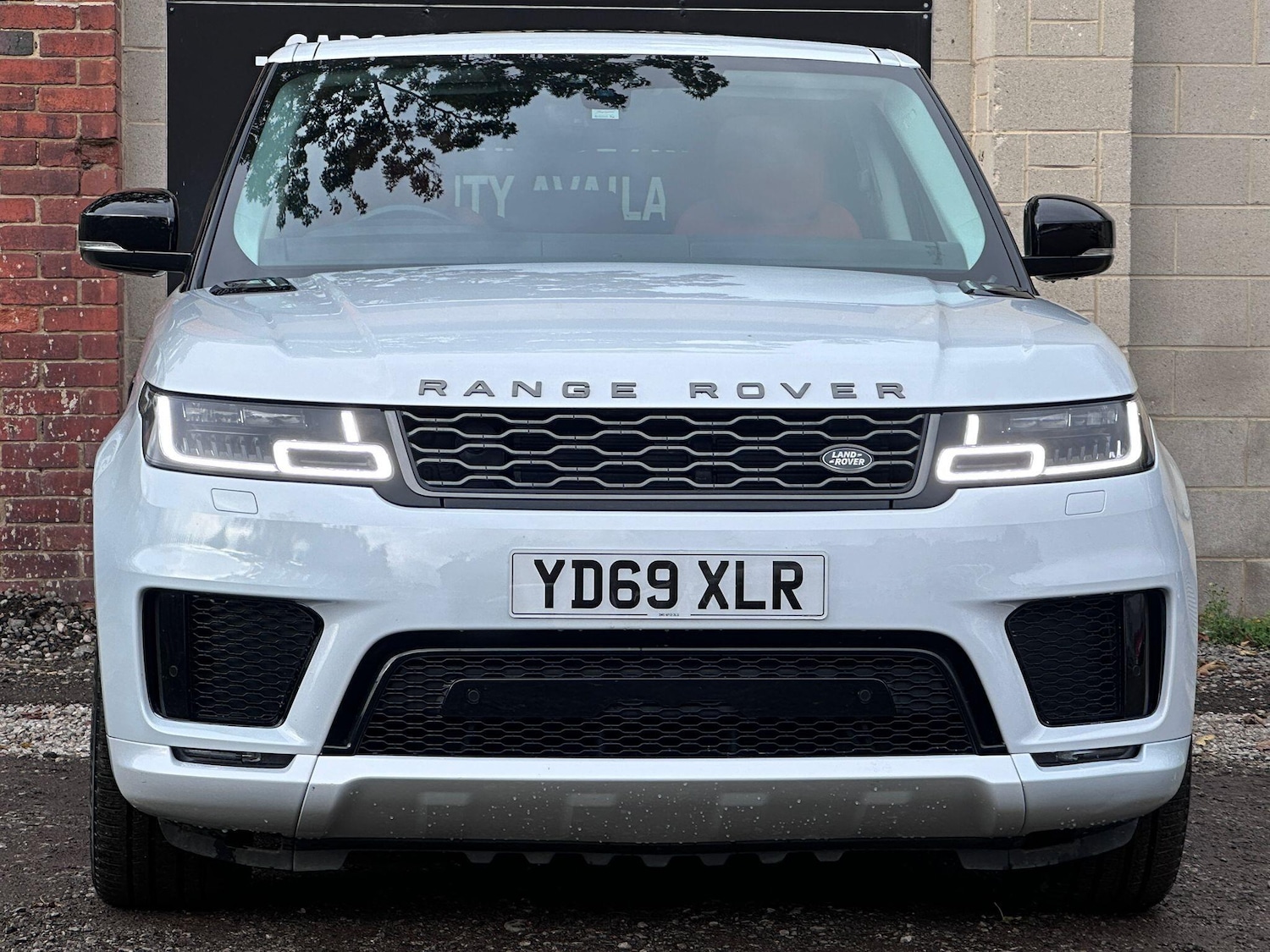 Used Land Rover Range Rover Sport 2019 for sale - 76991951: Photo 2