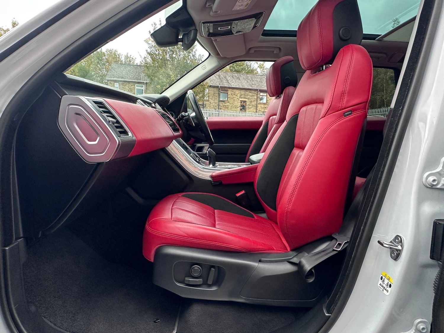 Used Land Rover Range Rover Sport 2019 for sale - 76991951: Photo 31