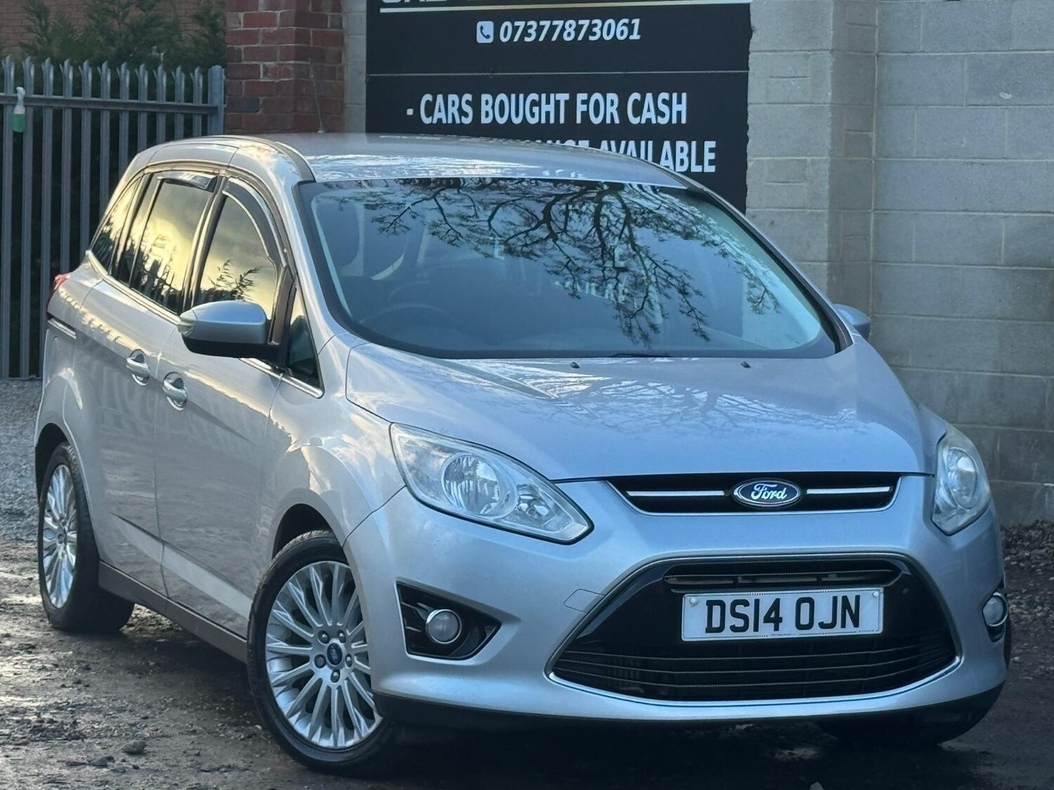 Used Ford Grand C-Max 2014 for sale - 77574027: Photo 23