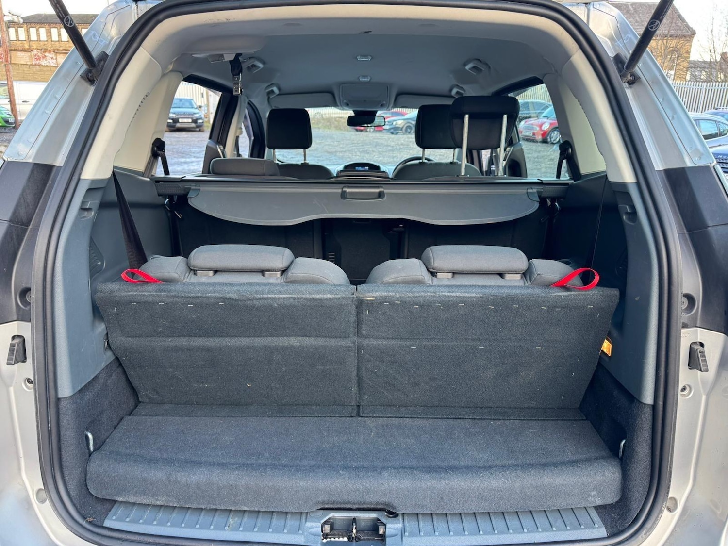 Used Ford Grand C-Max 2014 for sale - 77574027: Photo 8