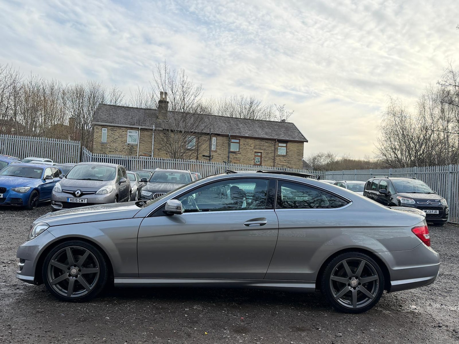 Used Mercedes-Benz C Class 2014 for sale - 76964321: Photo 4