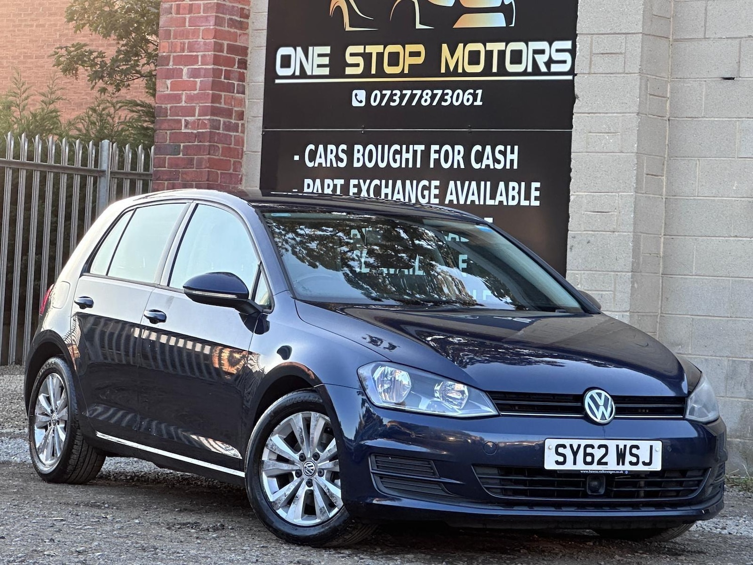 Used Volkswagen Golf 2013 for sale - 76398625: Photo 1
