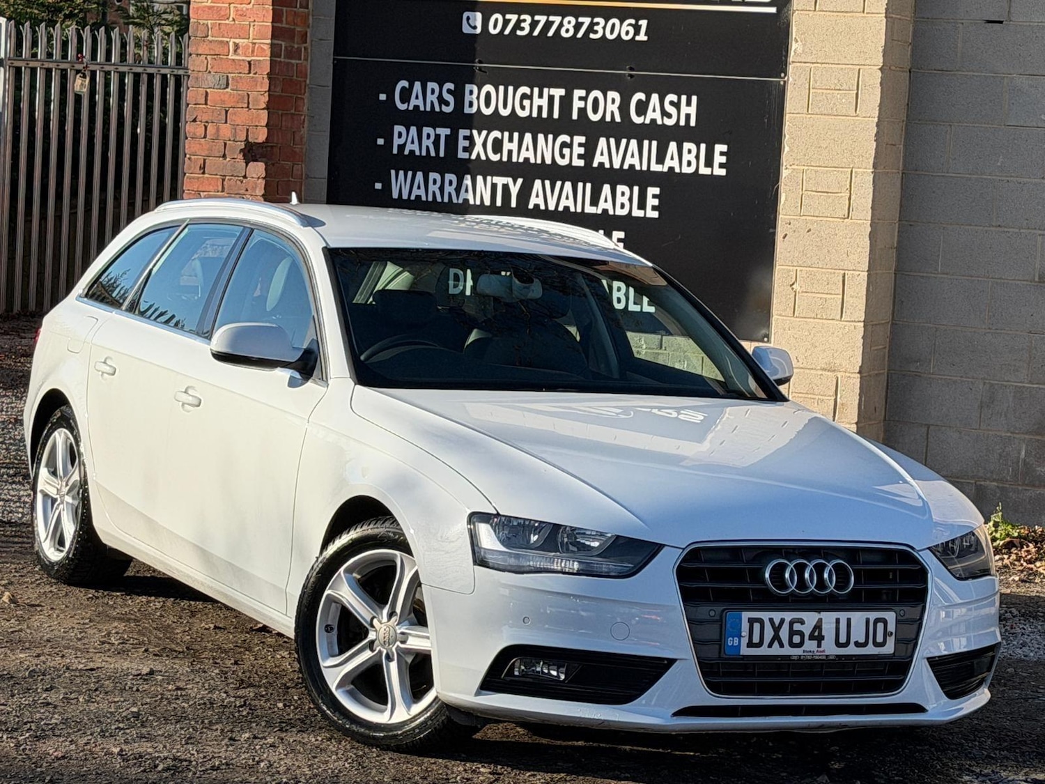 Used Audi A4 2014 for sale - 77081512: Photo 9