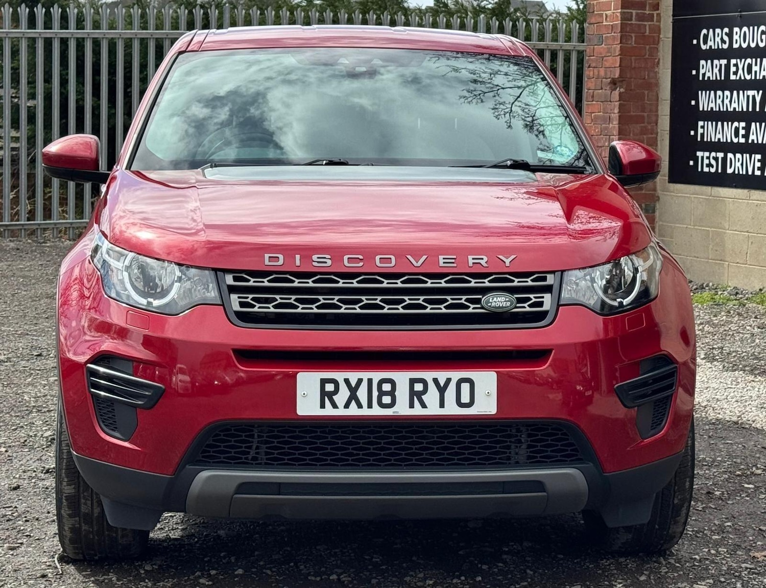 Used Land Rover Discovery Sport 2018 for sale - 78072863: Photo 2