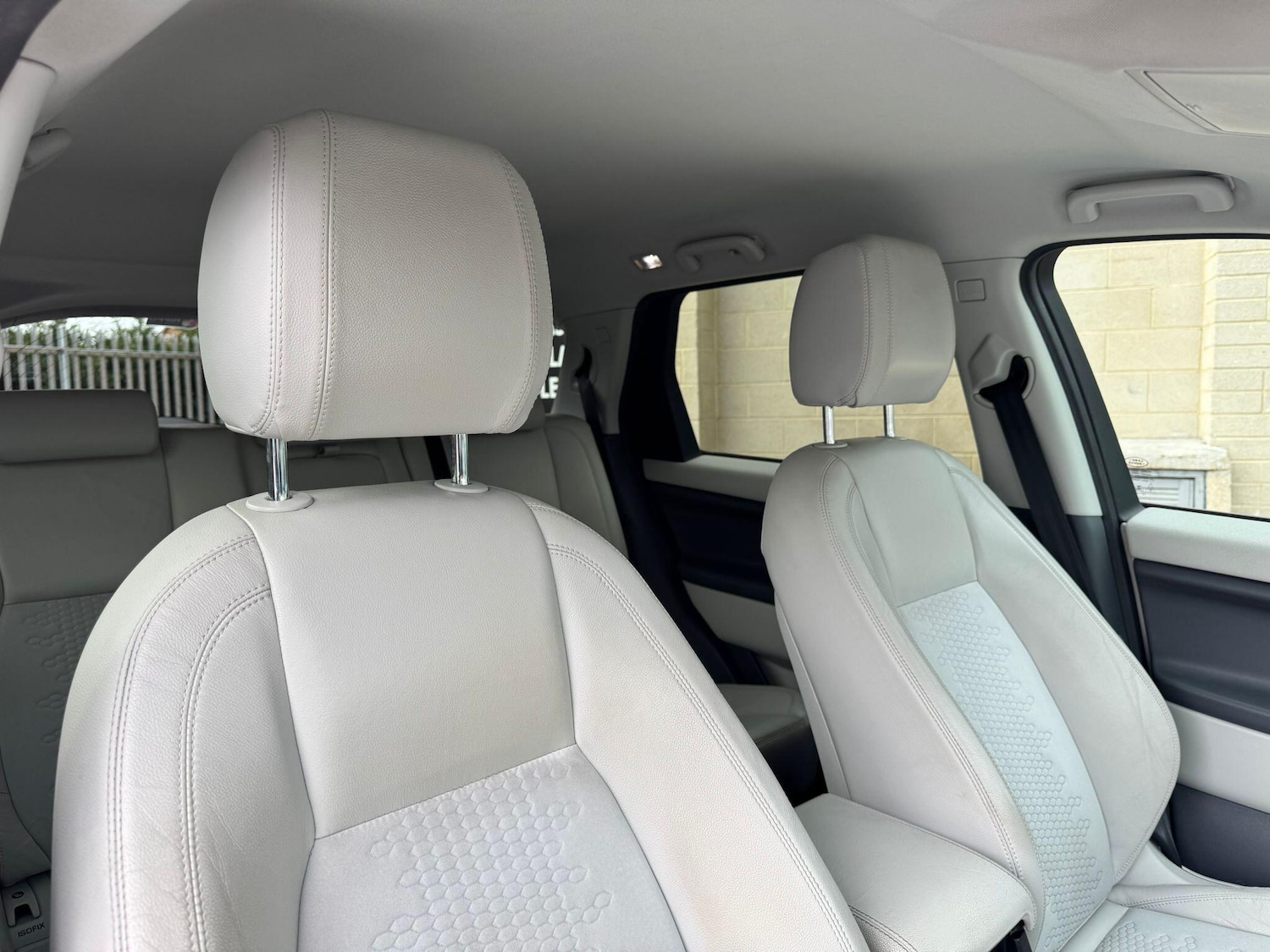 Used Land Rover Discovery Sport 2018 for sale - 78072863: Photo 24