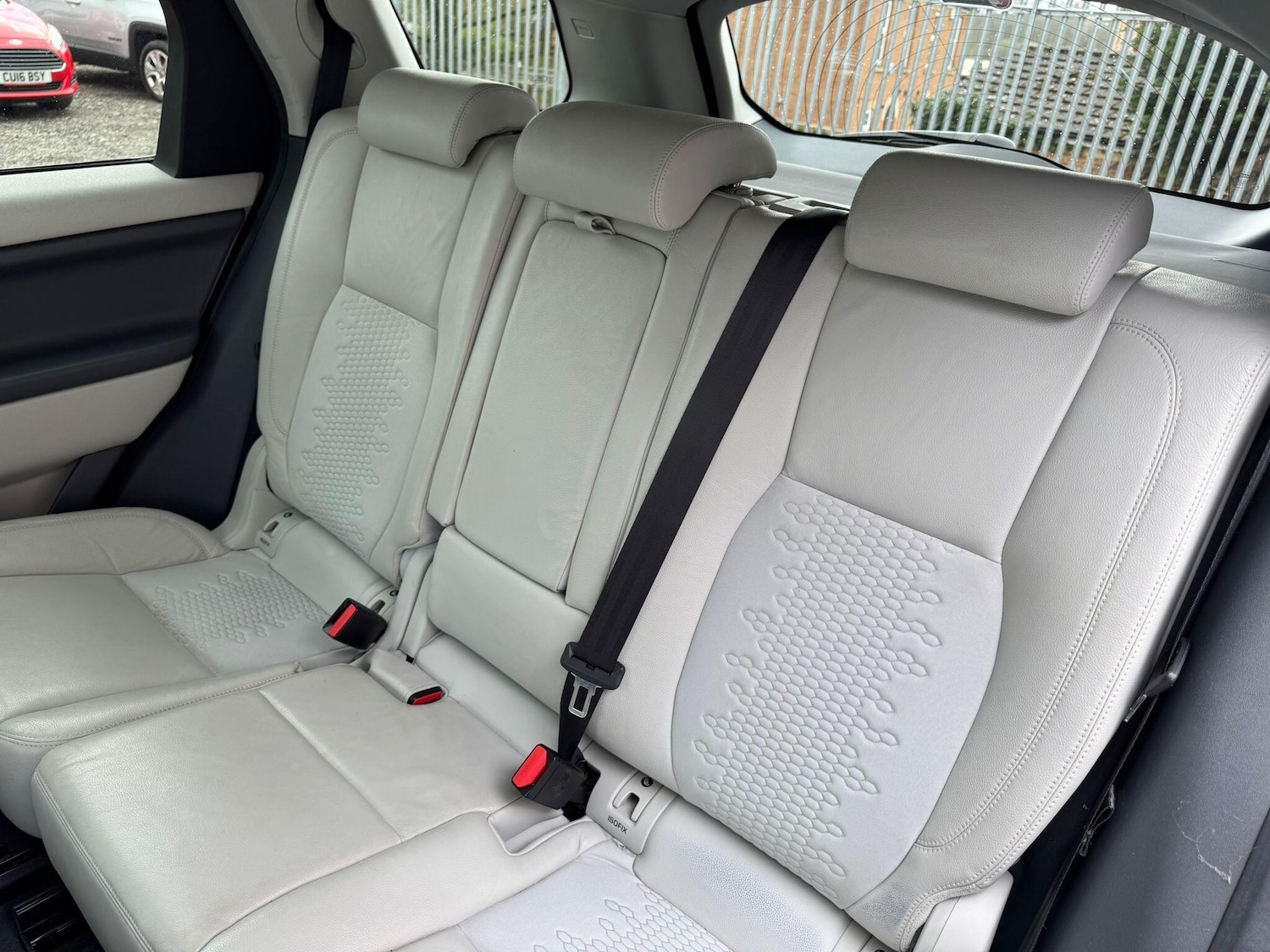 Used Land Rover Discovery Sport 2018 for sale - 78072863: Photo 5