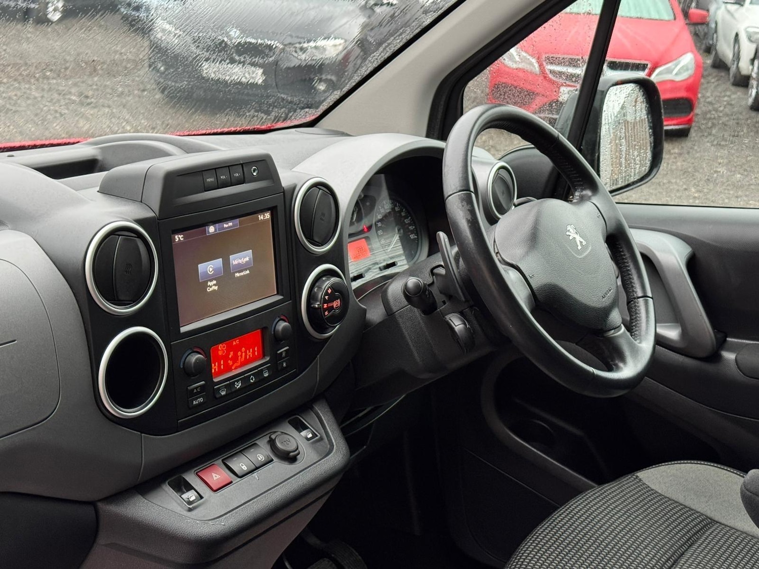 Used Peugeot Partner Tepee 2017 for sale - 77386439: Photo 24