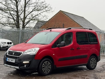 Used Peugeot Partner Tepee 2017 for sale - 77386439: Photo