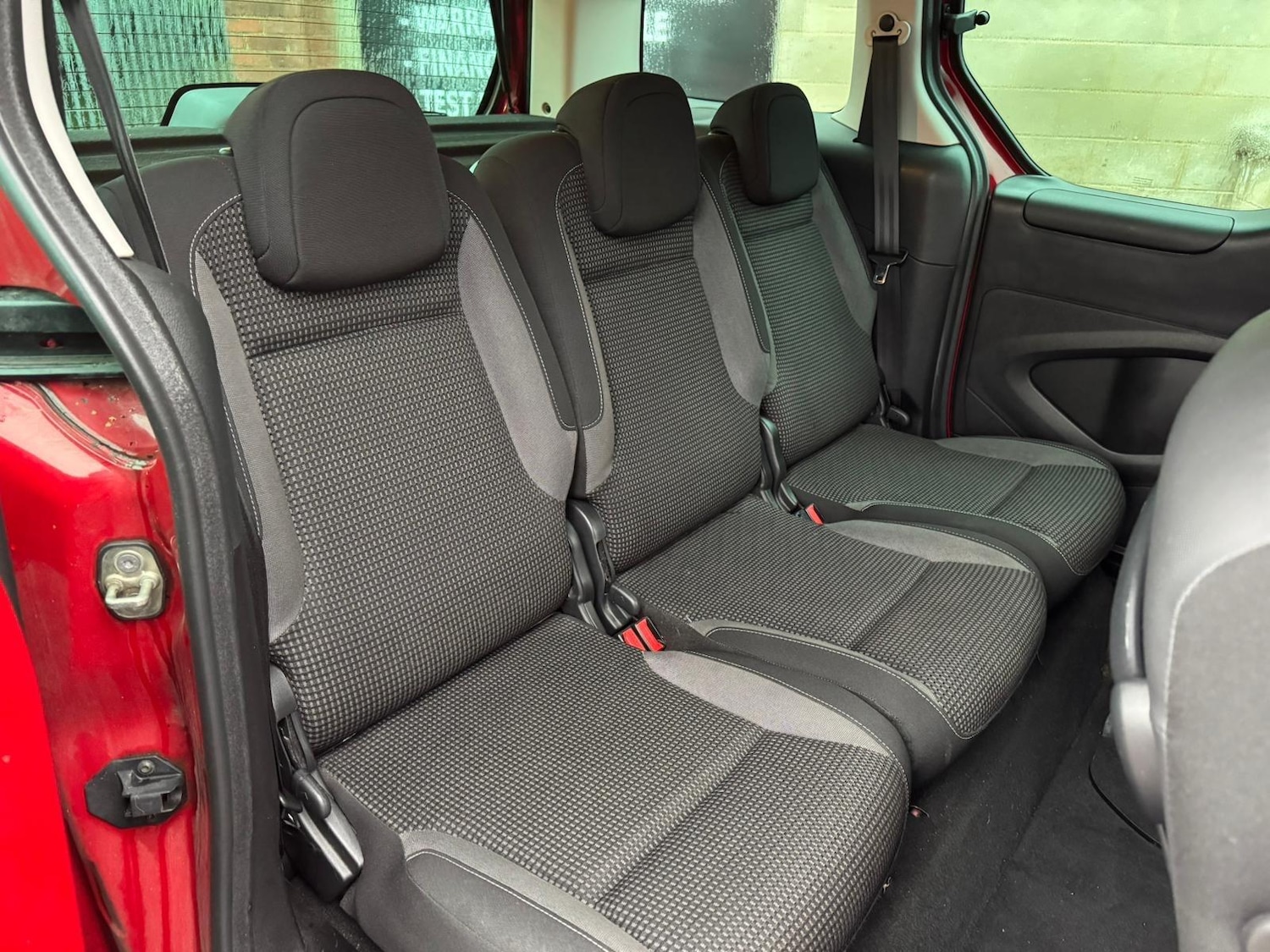 Used Peugeot Partner Tepee 2017 for sale - 77386439: Photo 7