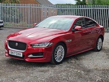 Used Jaguar XE 2017 for sale - 79726745: Photo