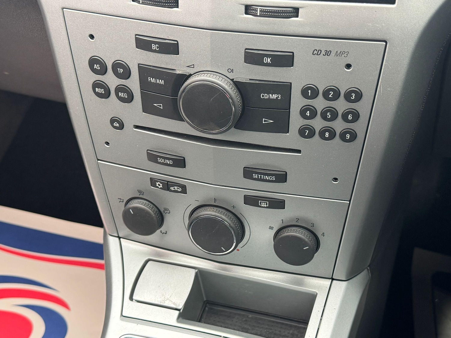 Used Vauxhall Astra 2009 for sale - 77120393: Photo 15