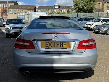 Used Mercedes-Benz E Class 2011 for sale - 78561934: Photo