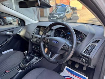 Used Ford Focus 2015 for sale - 78676096: Photo