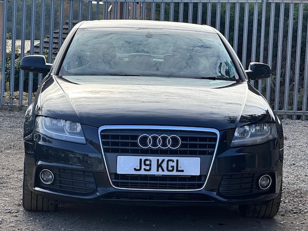 Used Audi A4 2010 for sale - 76247444: Photo 4
