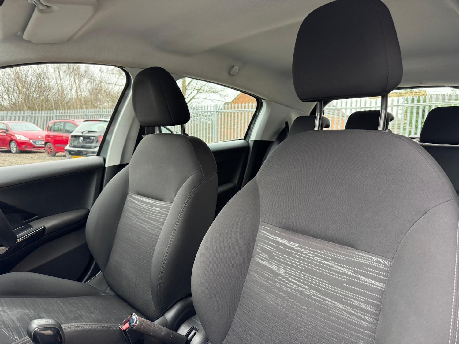 Used Peugeot 208 2012 for sale - 78034486: Photo 22