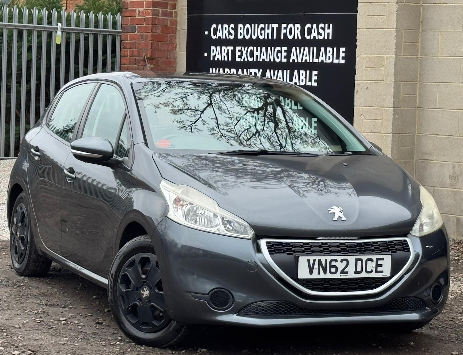 Used Peugeot 208 2012 for sale - 78034486: Photo 9