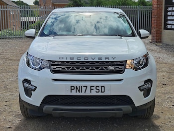 Used Land Rover Discovery Sport 2017 for sale - 79062863: Photo