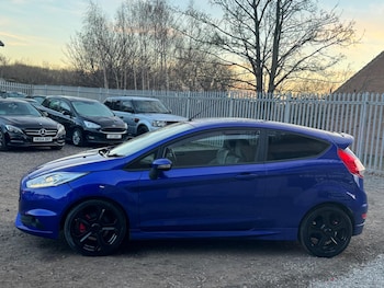 Used Ford Fiesta 2014 for sale - 77101839: Photo