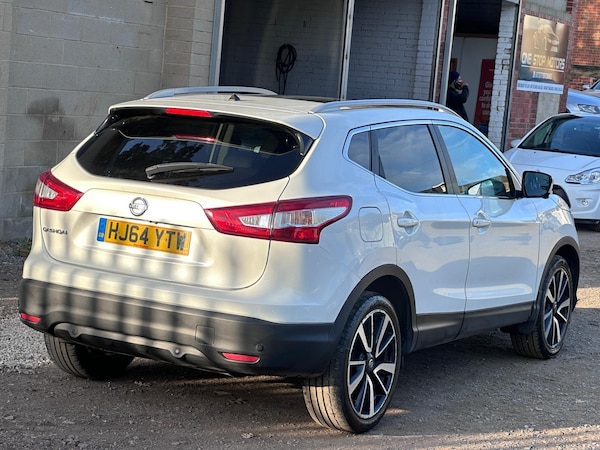 Used Nissan Qashqai 2014 for sale - 76246592: Photo 23