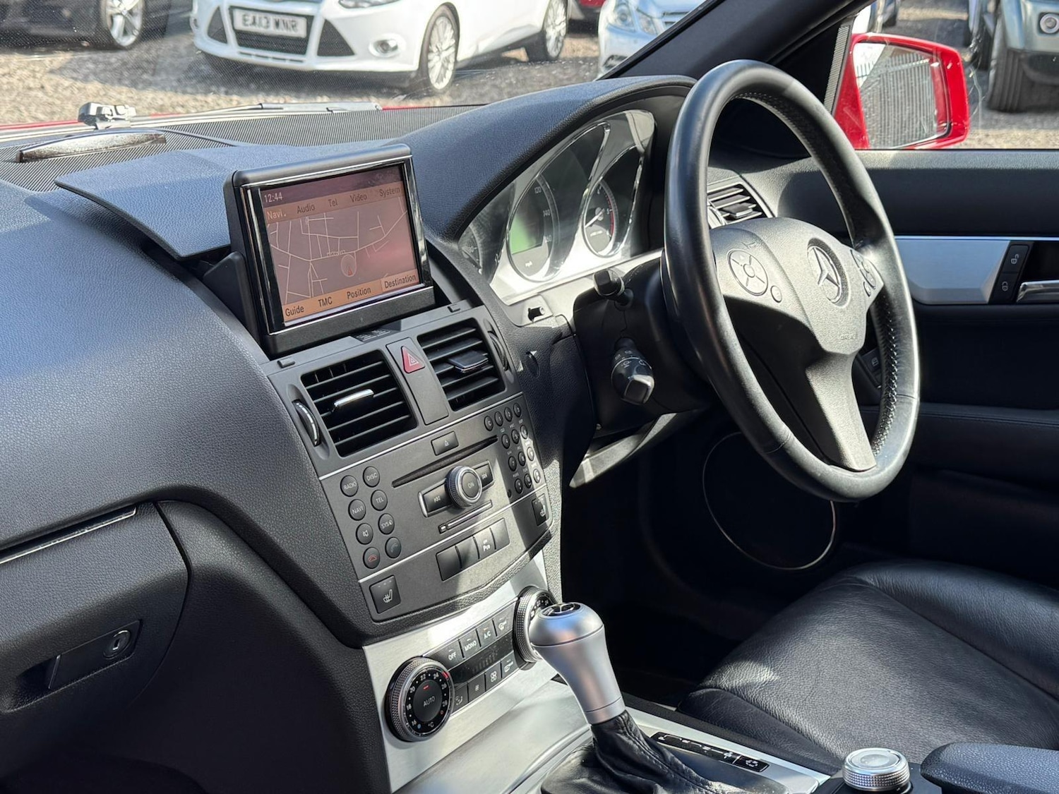 Used Mercedes-Benz C Class 2011 for sale - 77892330: Photo 24