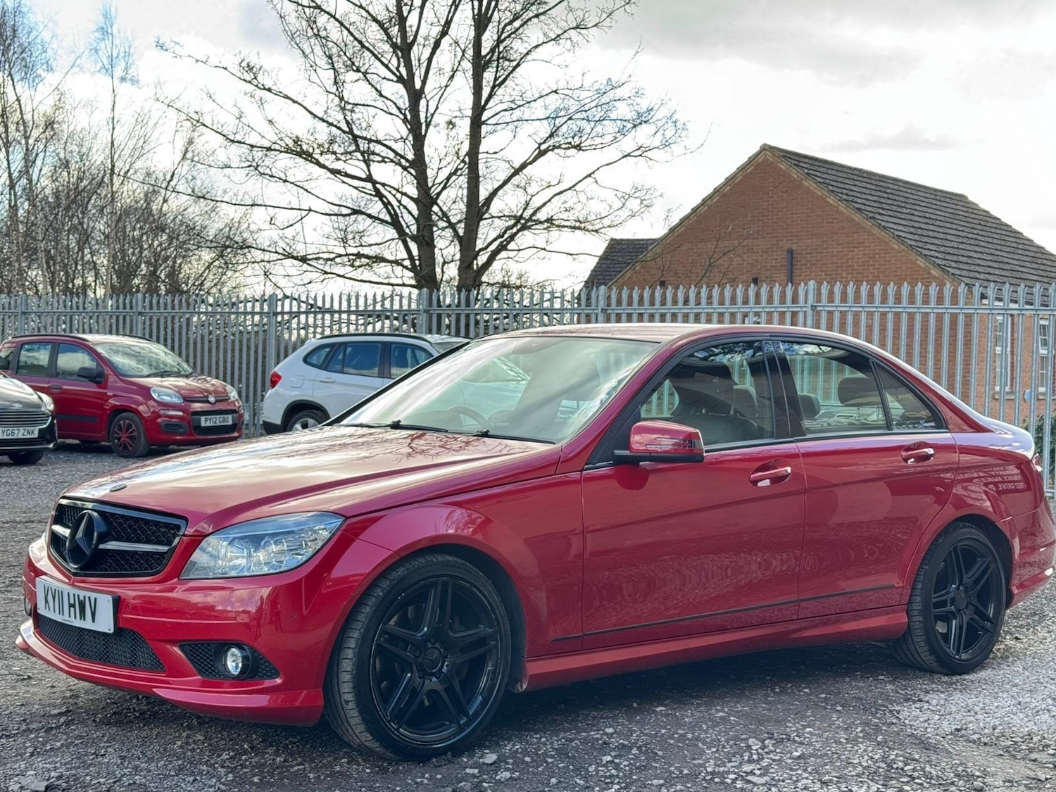 Used Mercedes-Benz C Class 2011 for sale - 77892330: Photo 3