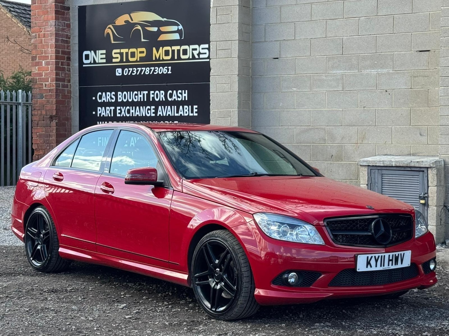 Used Mercedes-Benz C Class 2011 for sale - 77892330: Photo 9