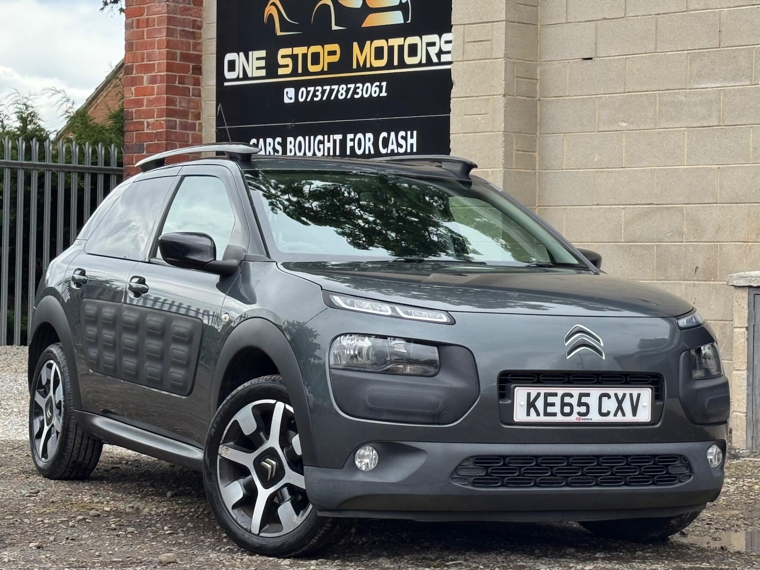 65 Used 2016 Citroen C4 Cactus cars for sale | Cazoo