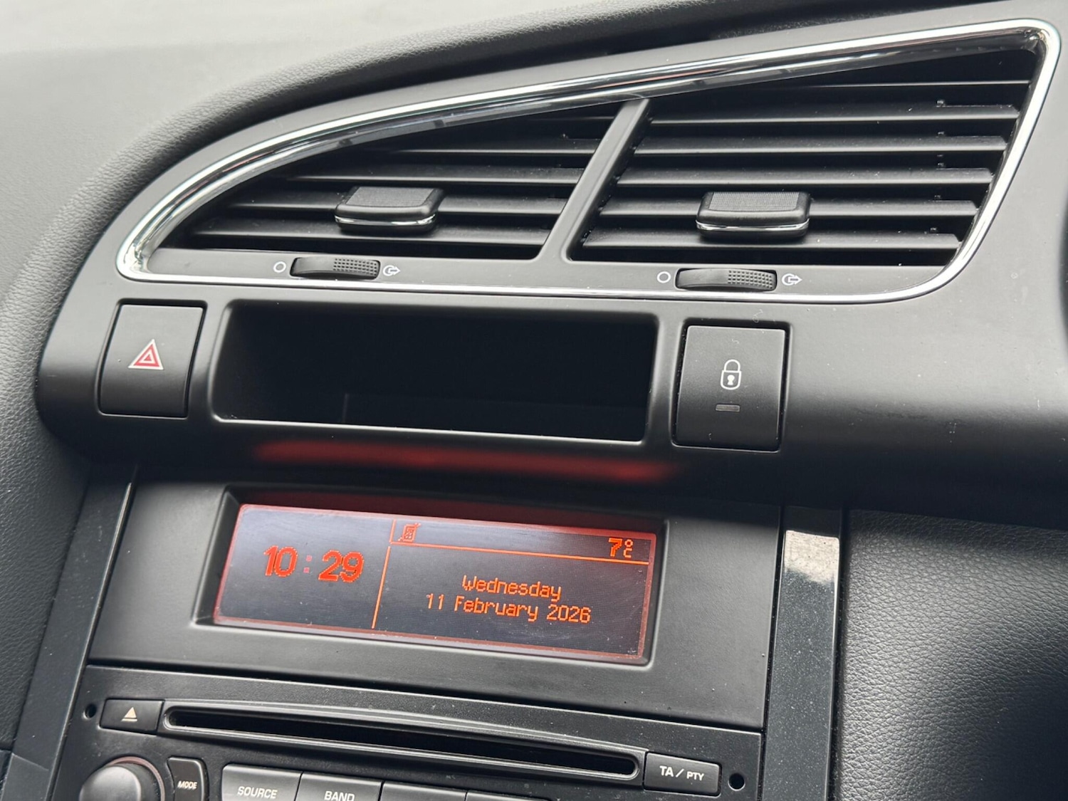 Used Peugeot 3008 2011 for sale - 77523485: Photo 20