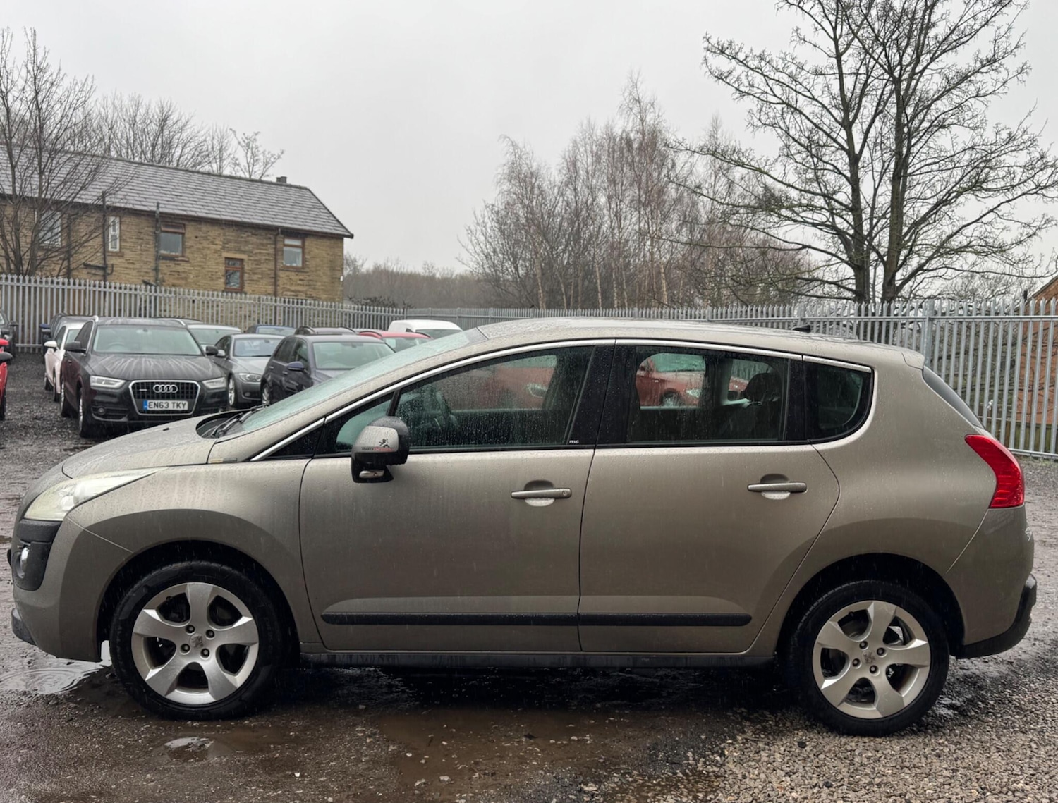 Used Peugeot 3008 2011 for sale - 77523485: Photo 4