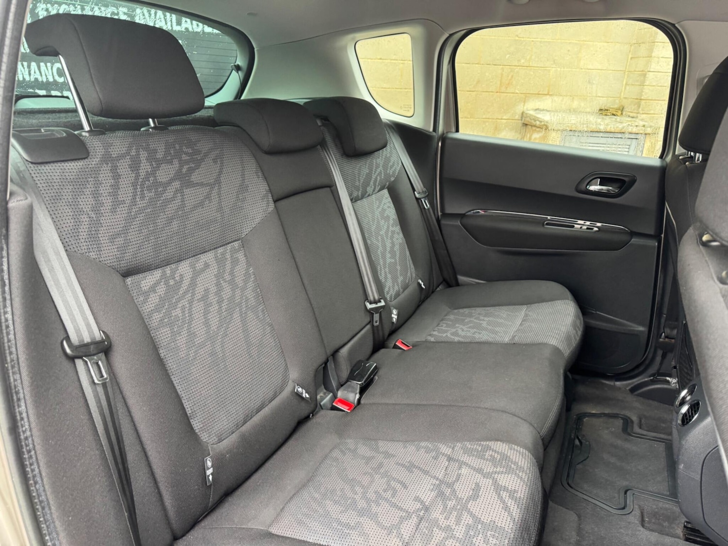 Used Peugeot 3008 2011 for sale - 77523485: Photo 8