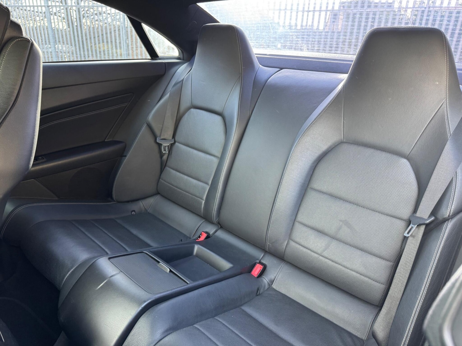 Used Mercedes-Benz E Class for sale - 77267397: Photo 16